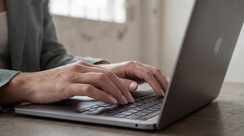 Warum günstige Baukasten-Websites am Ende teurer sind – und wann sich professionelles Webdesign wirklich lohnt